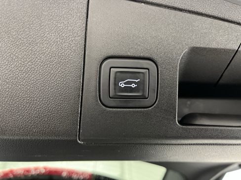 Certified 2025 Cadillac XT5 Premium Luxury image 35