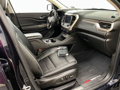 Certified 2022 GMC Acadia Denali w/ Denali Ultimate Package AWD/4WD image 43
