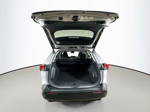 Used 2025 Toyota RAV4 XLE w/ Convenience Package FWD image 33