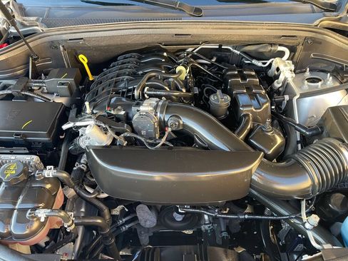 Used 2025 Dodge Durango GT AWD/4WD image 39