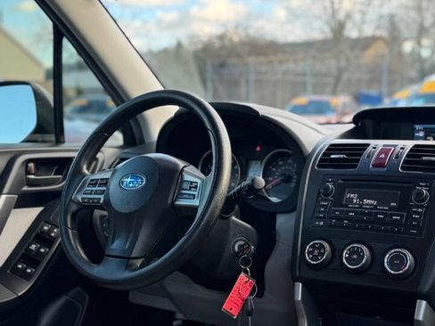 Used 2015 Subaru Forester 2.5i w/ Alloy Wheel Package image 3