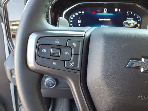 Used 2024 Chevrolet Silverado 1500 ZR2 w/ Technology Package AWD/4WD image 16