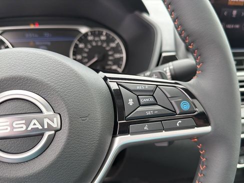 New 2026 Nissan Altima 2.5 SR w/ SR Premium Package FWD image 22