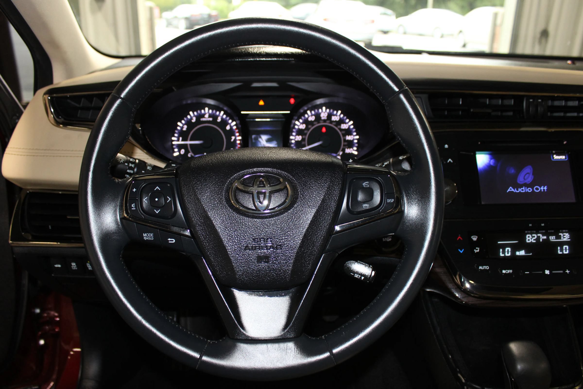 Used 2014 Toyota Avalon XLE Touring FWD image 12