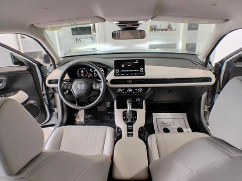 Used 2024 Honda HR-V LX image 18