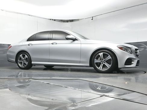 Used 2020 Mercedes-Benz E 350 Sedan w/ Premium Package image 38