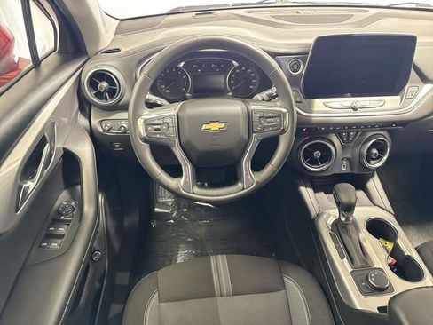 Certified 2024 Chevrolet Blazer LT w/ Convenience Package FWD image 14