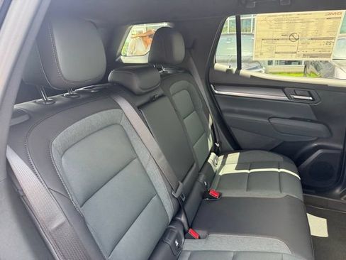 New 2026 GMC Terrain AT4 AWD/4WD image 22