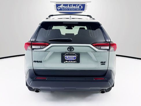 Used 2023 Toyota RAV4 XLE Premium AWD/4WD image 6