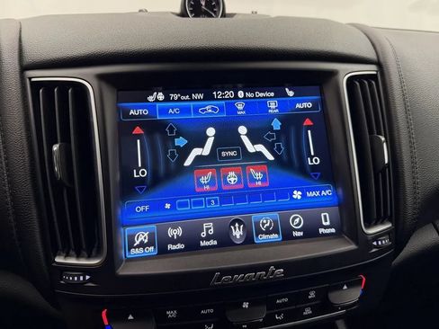 Used 2020 Maserati Levante S AWD/4WD image 19