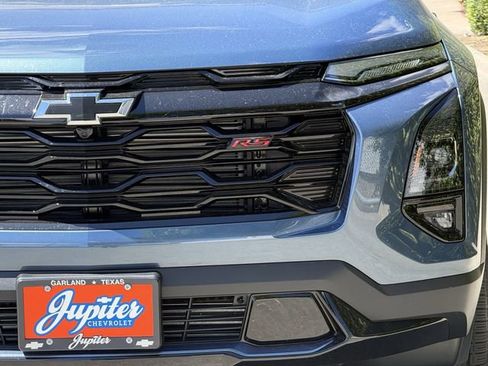 New 2026 Chevrolet Equinox RS w/ Convenience Package III FWD image 9