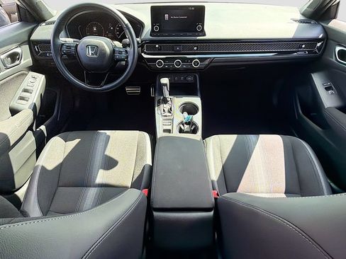 Used 2025 Honda Civic Sport image 29