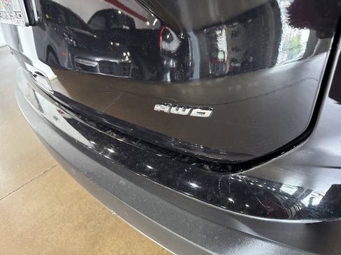 Used 2022 Ford Edge Titanium w/ Equipment Group 301A image 18