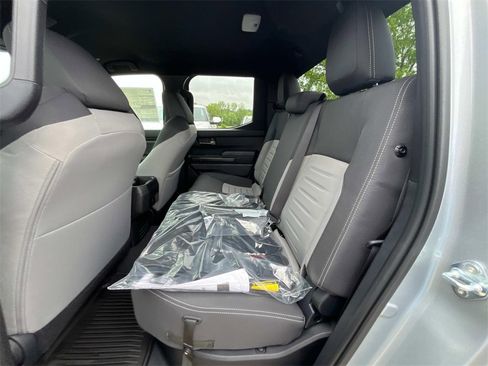 New 2025 Toyota Tacoma TRD Off-Road image 12