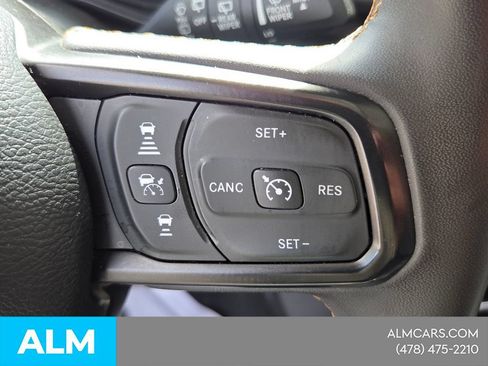 Used 2024 Jeep Wrangler Unlimited w/ Convenience Group AWD/4WD image 27