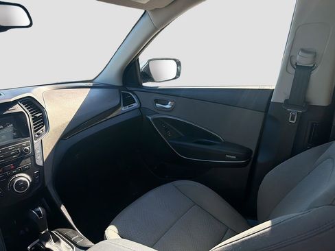Used 2017 Hyundai Santa Fe Sport image 25