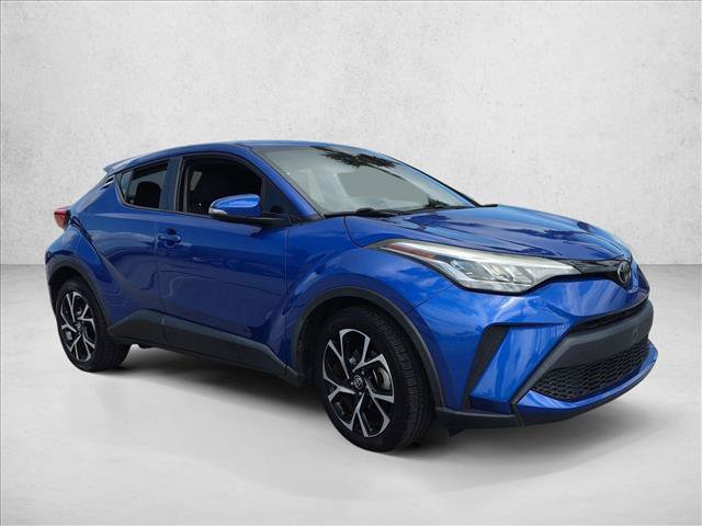 Used 2020 Toyota C-HR XLE FWD image 3
