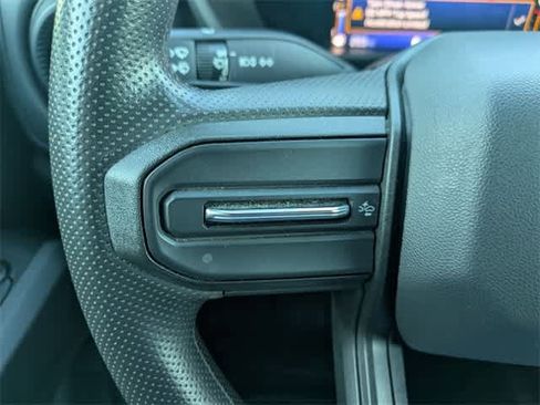Used 2023 Chevrolet Colorado W/T image 22