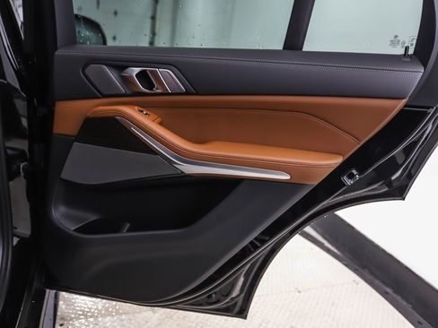 New 2026 BMW X5 xDrive40i w/ M Sport Package image 25