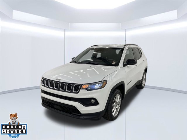 Used 2023 Jeep Compass Latitude AWD/4WD image 2