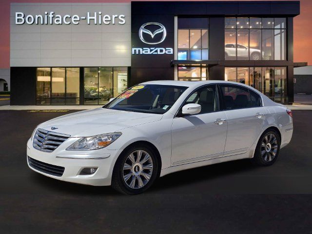 Used 2011 Hyundai Genesis 3.8 w/ Premium Navigation Pkg 3 RWD image 2