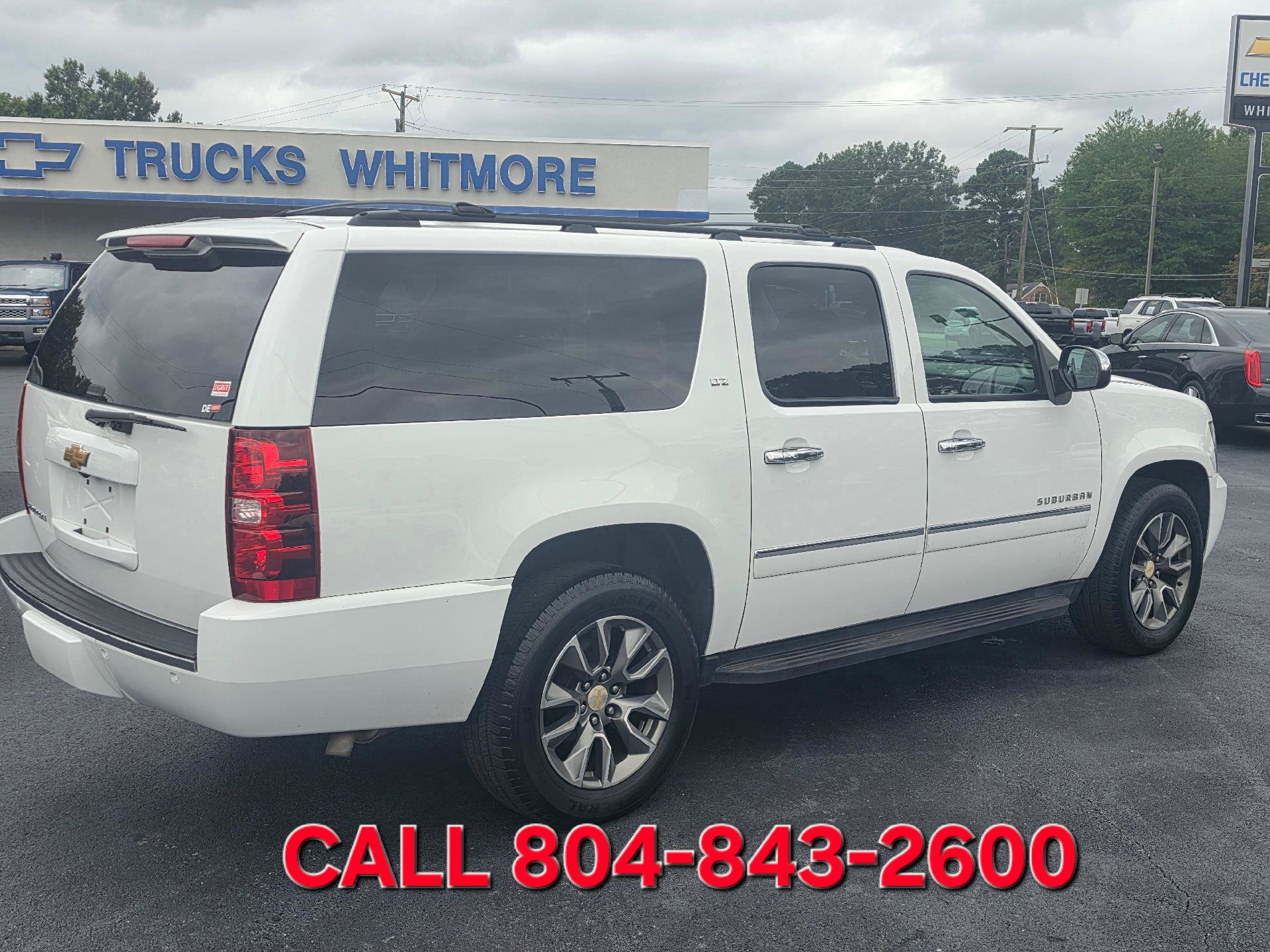 Used 2014 Chevrolet Suburban LTZ AWD/4WD image 4