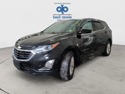 Used 2020 Chevrolet Equinox LT image 2