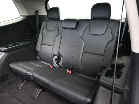 Used 2022 Kia Telluride LX image 30