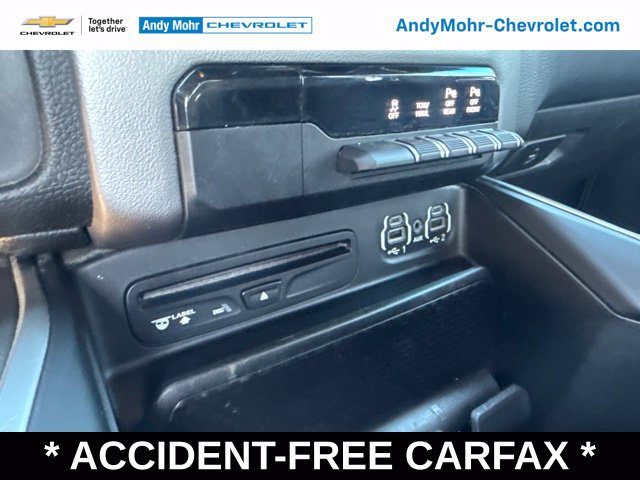 Used 2019 RAM 1500 4x4 Crew Cab image 28