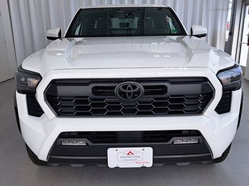Used 2024 Toyota Tacoma TRD Off-Road AWD/4WD image 3