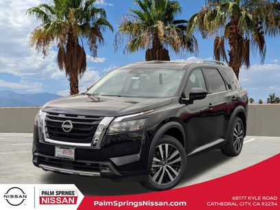 New 2025 Nissan Pathfinder Platinum w/ Cargo Package