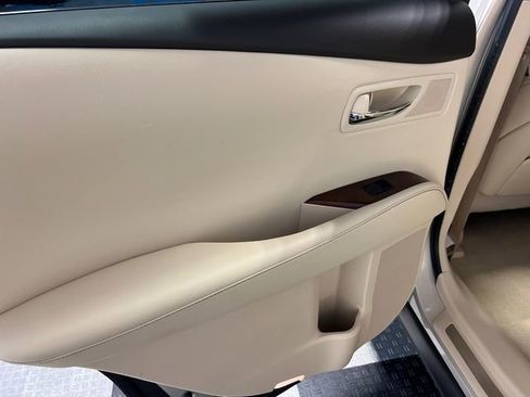 Used 2015 Lexus RX 350 FWD image 18