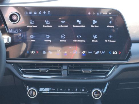 New 2026 Chevrolet Equinox EV RS image 9