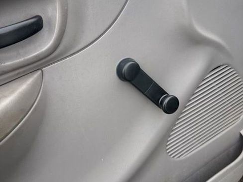 Used 2000 Ford F150 XL image 18