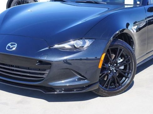 Used 2025 MAZDA MX-5 Miata Club w/ Weather Package RWD image 6