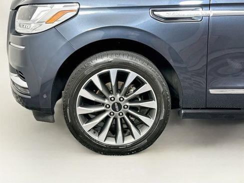 Used 2021 Lincoln Navigator Reserve w/ Luxury Package AWD/4WD image 40