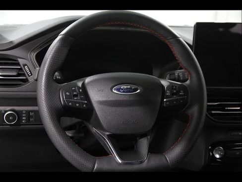 Certified 2023 Ford Escape ST-Line Select w/ Tech Pack #2 AWD/4WD image 7