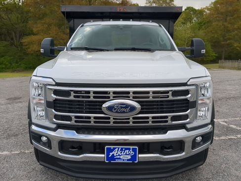 New 2025 Ford F550 2WD Regular Cab Super Duty w/ XL Chrome Package image 7