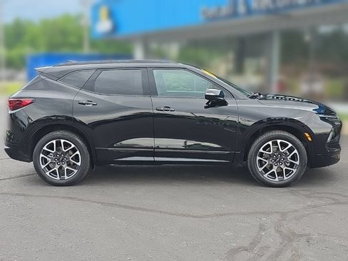 Used 2025 Chevrolet Blazer RS AWD/4WD image 8