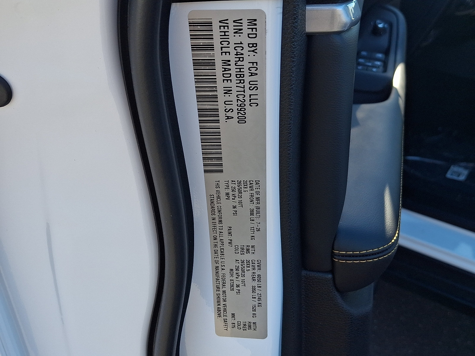 New 2026 Jeep Grand Cherokee Limited AWD/4WD image 10