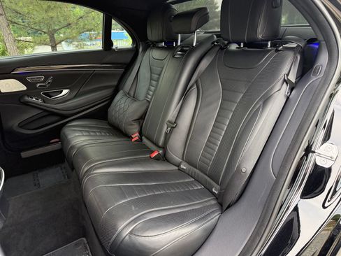 Used 2020 Mercedes-Benz S 560 Sedan image 40