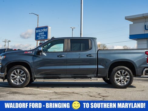 Used 2022 Chevrolet Silverado 1500 LT image 4