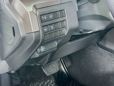 Used 2025 Toyota Tacoma SR5 image 10