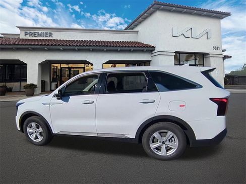 New 2026 Kia Sorento LX image 5