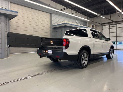 Used 2025 Honda Ridgeline RTL image 10