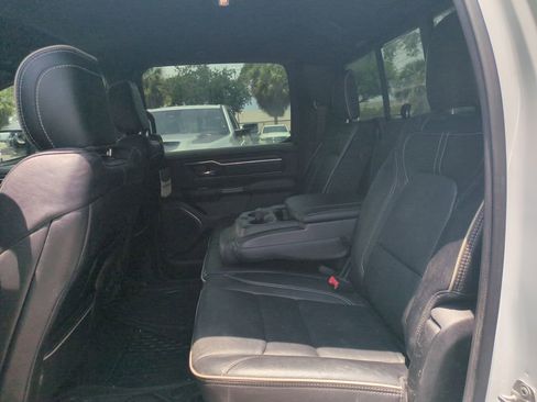 Used 2022 RAM 1500 Limited w/ Body Color Bumper Group AWD/4WD image 15