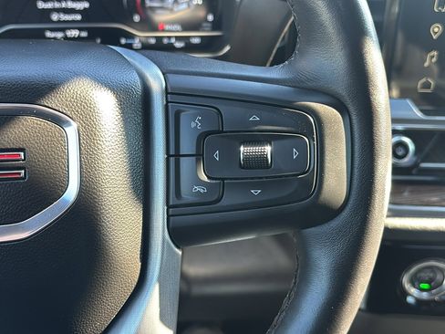 Used 2022 GMC Sierra 1500 Elevation image 18