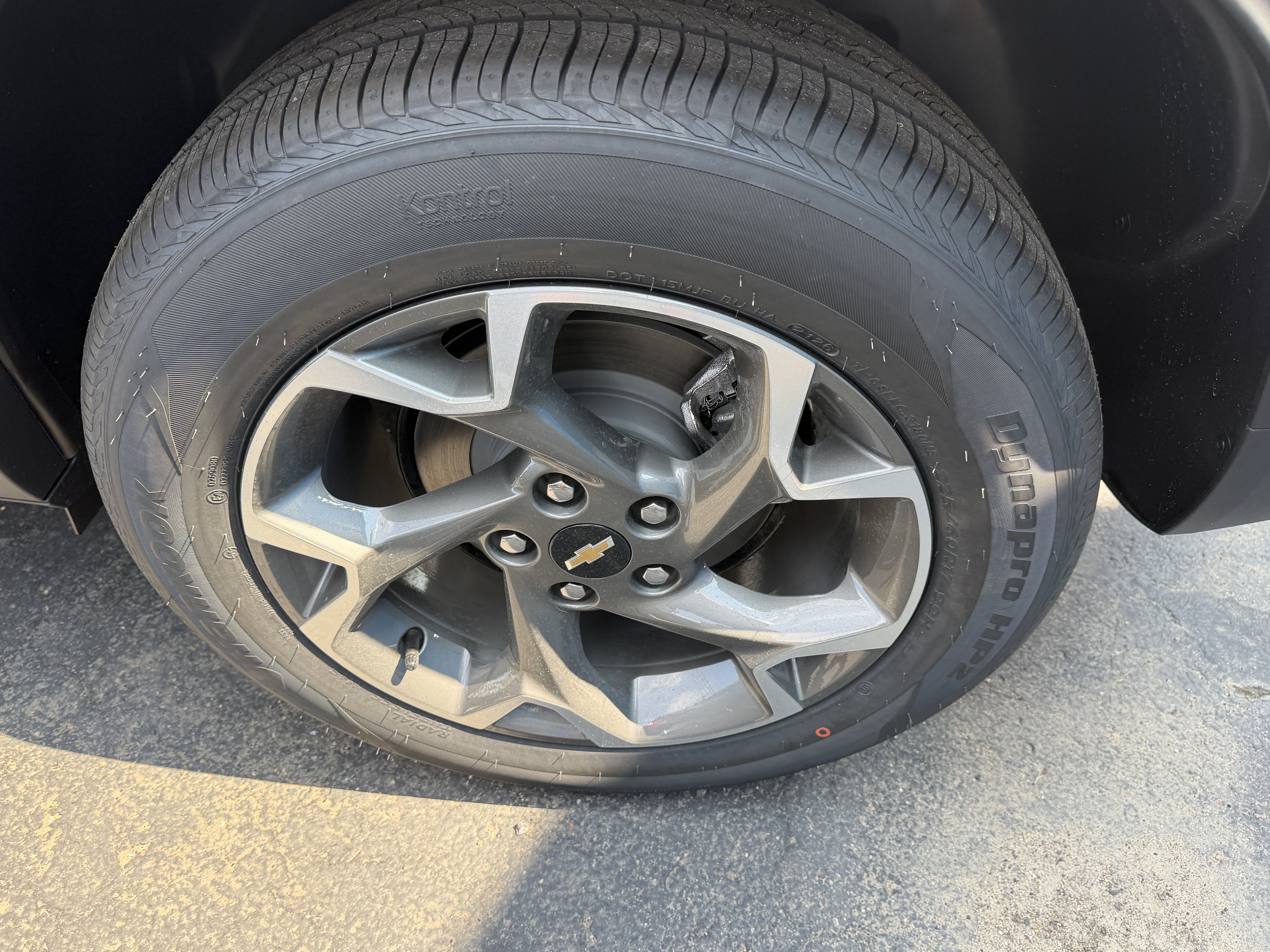 New 2026 Chevrolet Trax LT w/ Driver Confidence Package FWD image 8