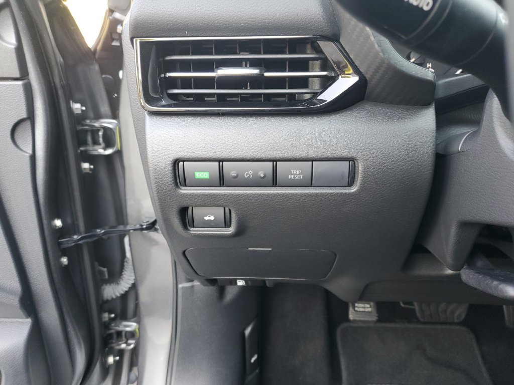 Certified 2023 Nissan Sentra SR w/ Trunk Package FWD image 23
