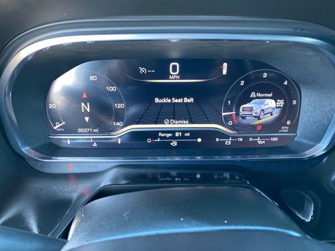 Used 2023 GMC Yukon XL AT4 image 17